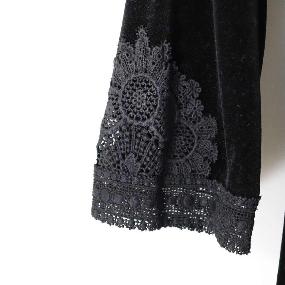 SOLD vintage 70s black velvet lace maxi dress S - Picture 5 of 8
